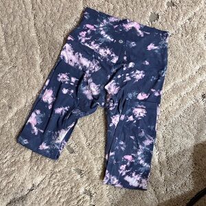 lululemon athletica aligns